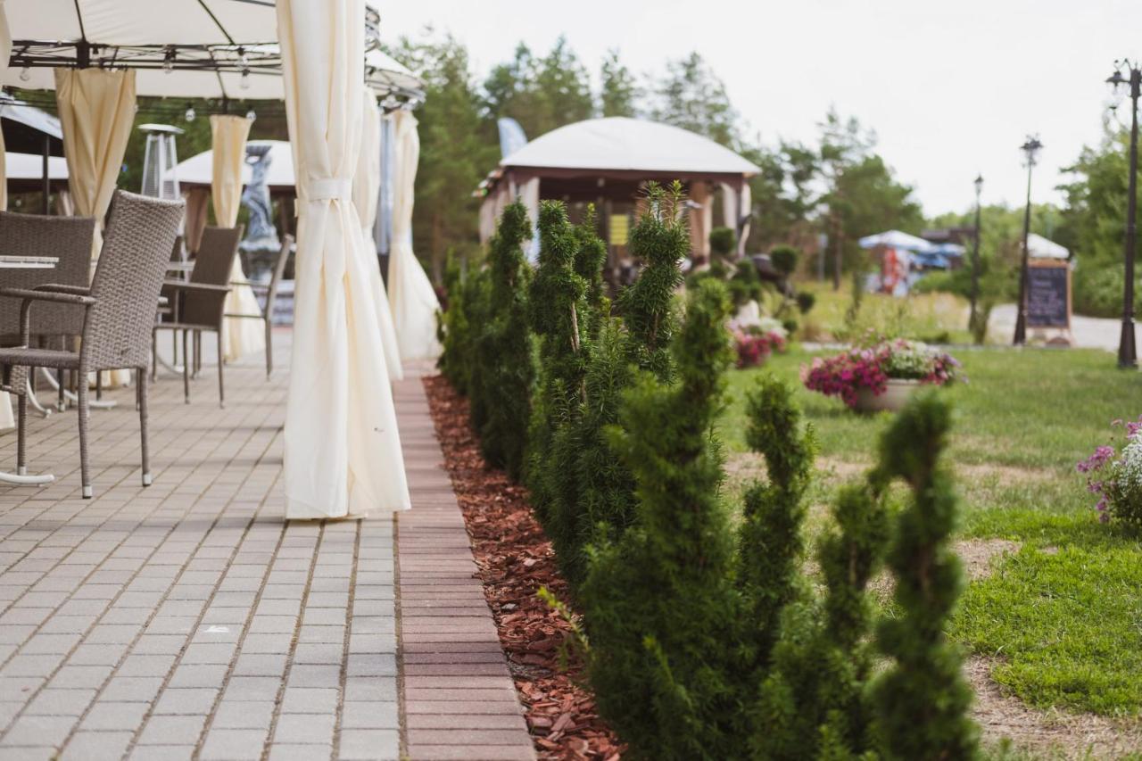 Relax Park Hotel Šventoji Buitenkant foto